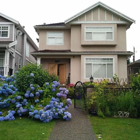 Bed and Breakfast Helen'S House / Close To Skytrain And Airport à Vancouver Extérieur photo