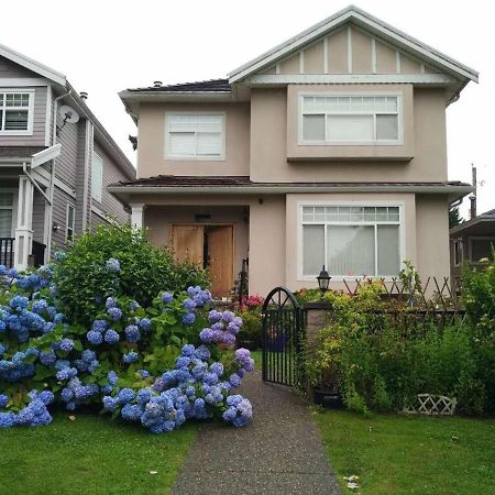 Helen'S House / Close To Skytrain And Airport Vancouver Extérieur photo