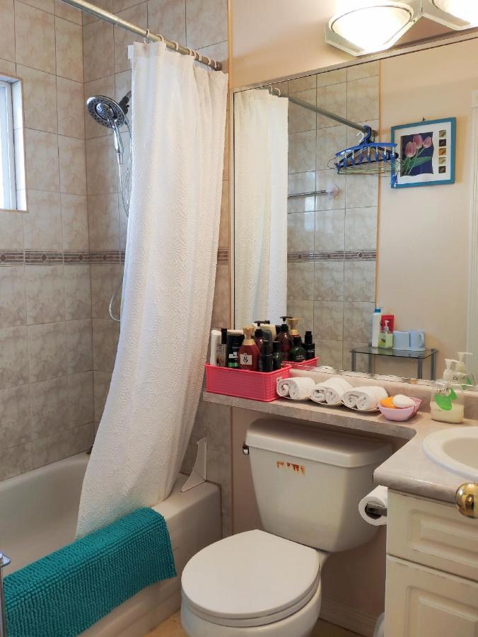 Helen'S House / Close To Skytrain And Airport Vancouver Extérieur photo