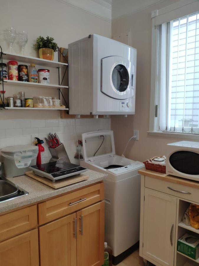 Helen'S House / Close To Skytrain And Airport Vancouver Extérieur photo
